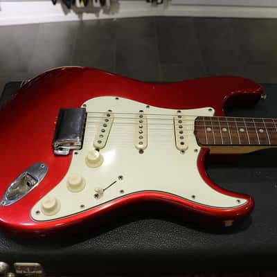 Fender Stratocaster with Rosewood Fretboard 1966 - 1971 - Candy Apple Red image 3