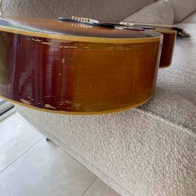 Gibson J-200 1969 - Cherry Sunburst image 22