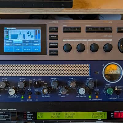 TC-Helicon VoicePro Flagship Vocal Processor image 3
