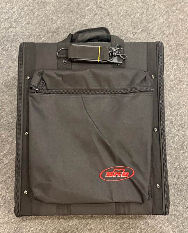 SKB SC193U 3U Rack Mount Soft Case for PA Rack Gear With Built in Rails Black image 1