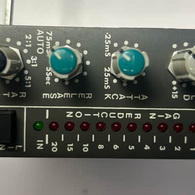 AMEK CL01 compressor/limiter image 3