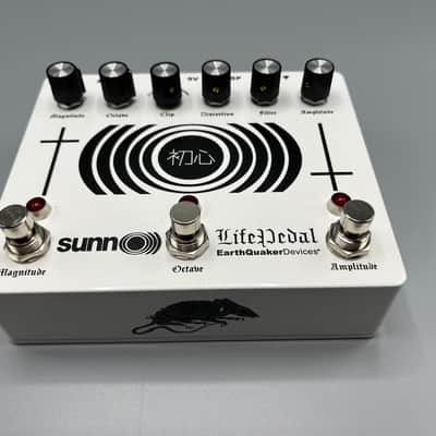 EarthQuaker Devices sunn O))) Life Pedal Octave Distortion + Booster V3 image 5