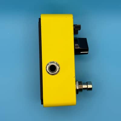 🟡 Donner Yellow Fall Analog Delay 2010s - Yellow image 4