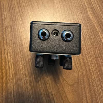 Lichtlaerm Audio Thorn 2025 - Present - Gold Graphic image 2