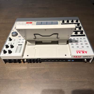 Akai MPC X Special Edition EXCELLENT CONDITION image 9