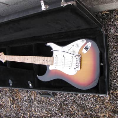 G&L Legacy USA 1999 - Sunburst with Maple Neck 12" Radius, G&G HSC AWESOME GUITAR!!! image 5