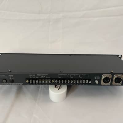 Symetrix 571 1998 - Grey image 4