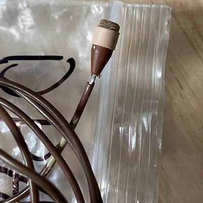 DPA 4060 Omnidirectional Tabletop Boundary Microphone Brown image 2