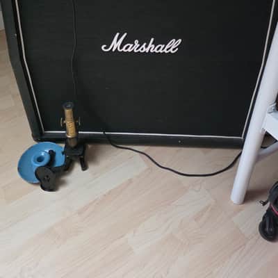 Marshall MX412AR 240-Watt 4x12" Angled Guitar Speaker Cabinet 2012 - Present - Black image 3