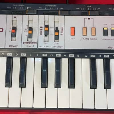 Vintage 1980s Casio Casitone MT-400V Home Keyboard Synth w/ Analog Filter image 2