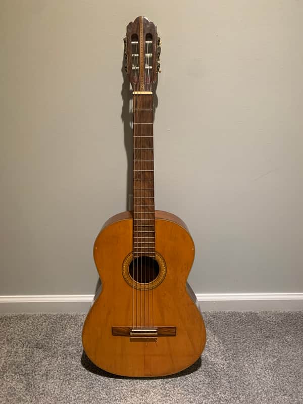 Vintage Zen-On Zenon classical Guitar Model 900 Japan & Case image 1