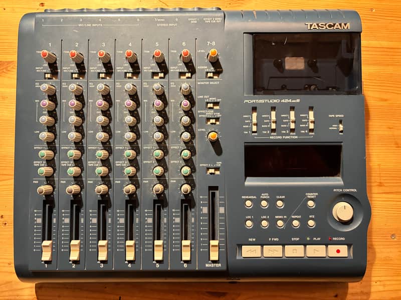 Tascam 424 MkIII Portastudio | Reverb Australia