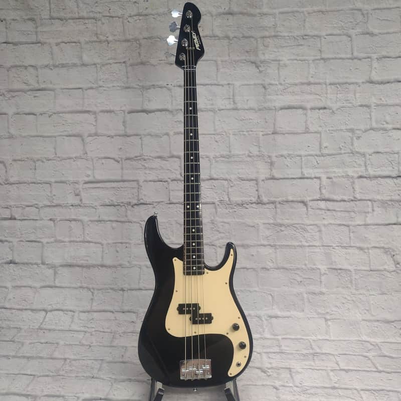 Peavey Fury USA 4 String Bass image 1