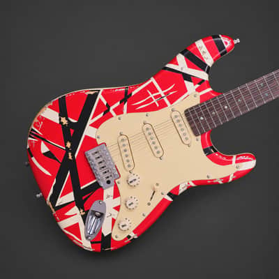 Dhatarattha SSS Strat-Style – Red Stripe Nitro Relic image 1
