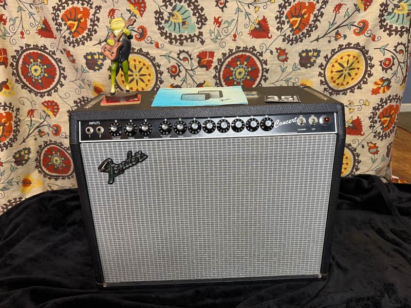 Vintage early 80’s Fender Rivera era Concert II 1-12 combo fully serviced image 1