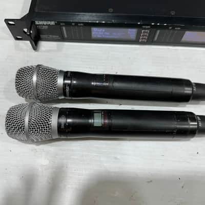 Shure AXT400 A 470-698MHz Dual Wireless Receiver W/ (2) AXT200 SM86 #17664 (THS) image 8