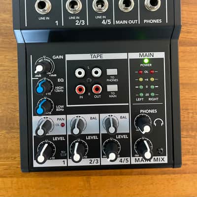 Mackie Mix5 5-Channel Compact Mixer 2015 - Present - Black image 1