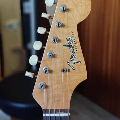 Fender Stratocaster 1985 with original 1963 Fender Musicmaster neck image 4