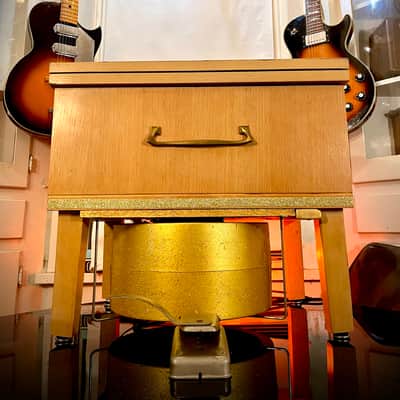Rotary Connection Vibra-Table MINI PLUS! Leslie/Rotary guitar speaker cabinet/fliptop table with upfiring vintage 10” speaker and 12” downfiring into Leslie. Speed control foot switch. LIGHTS UP! 50 watts/16 ohms 2026 - Blonde wood / gold sparkle image 6