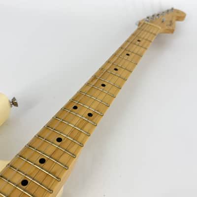 2005 Fender American Series (Standard) Stratocaster – Olympic White image 8