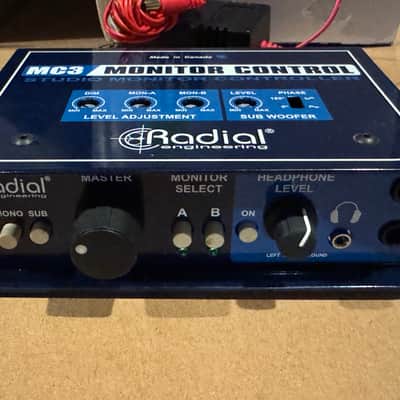 Radial MC3 Studio Monitor Controller 2010s - Blue image 2