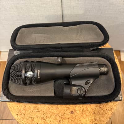 Shure KSM8 / B Dualdyne Handheld Cardioid Dynamic Microphone 2016 - Present - Black image 2