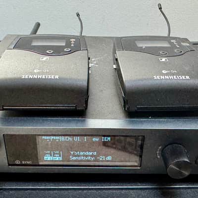Sennheiser EW IEM G4-TWIN Wireless In-Ear Monitoring System (A1-Band: 470-516 MHz) 2010s - Black image 1