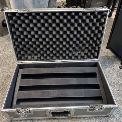 Pedaltrain Classic 2 w/ hard case image 3