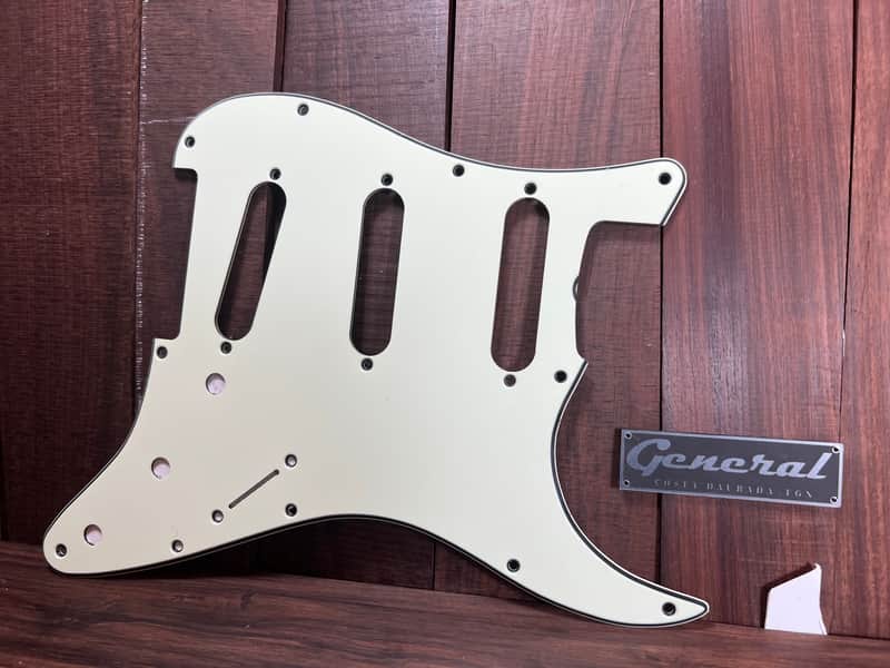 General Vintage Tone 1959 - 1962 Pickguard for Stratocaster Mint green Mint green image 1