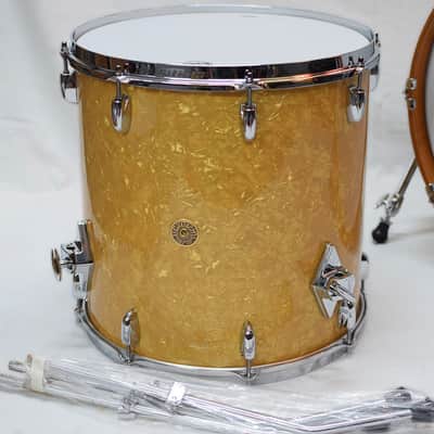 Gretsch USA Broadkaster Antique Pearl 4-pc Kit image 5
