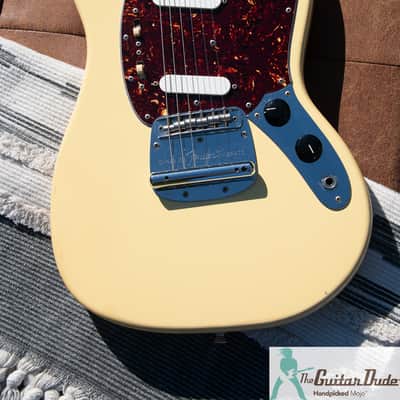 199's Fender MG-69 Mustang Reissue - w Vintage 60's Tone Cap & CTS Pots! - Crafted in Japan - Pro Set Up w Perfect Frets/Action/Intonation! - Tons of Mojo image 9