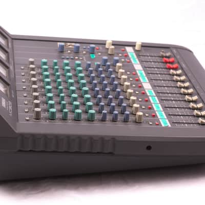 Yamaha MC803 Mixing Desk Mesa de Mezcla image 6