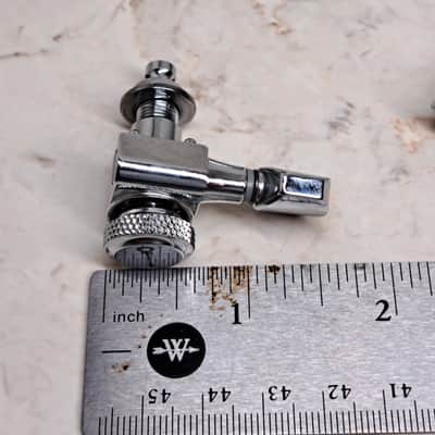 Charvel MIM Pro Mod So Cal Tuners Tuning Pegs 6 In-line Dual Pin & 2 String Trees- Chrome Finish image 8
