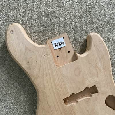 5 String Jazz Bass Style Body image 5