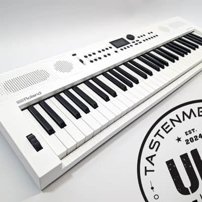 Roland GO:KEYS 5 White | Near Mint | Original Box | EU free Shipping image 1