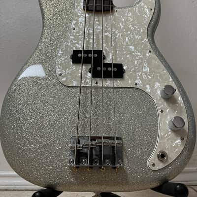 Fender 75th Anniversary Player II Precision Bass 2026 - Diamond Dust Sparkle image 2