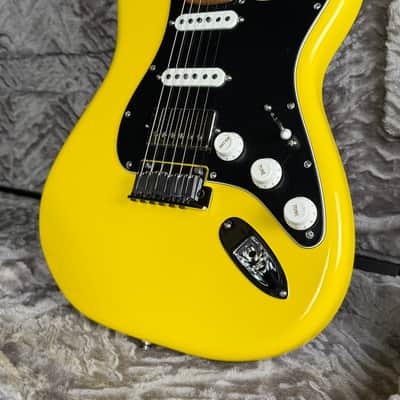 Fender Limited Edition American Ultra II Stratocaster HSS - Graffiti Yellow image 1