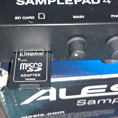 Alesis SamplePad 4 Compact 4-Pad Percussion and Sample-Triggering Instrument 2010s - Black image 3
