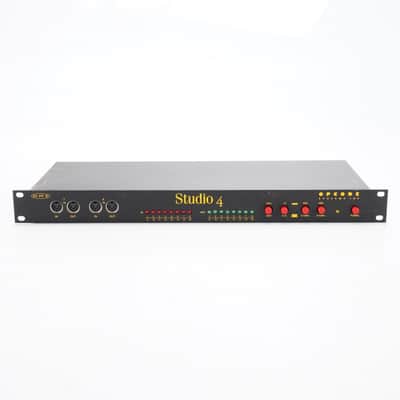 Opcode Systems Studio 4 8x8 MIDI Interface & Patchbay w/ Original Manuals #53338 image 1