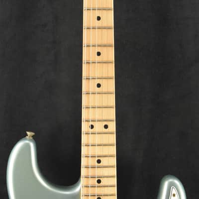 Fender Limited Edition '69 Stratocaster Journeyman Relic - Aged Firemist Silver image 6