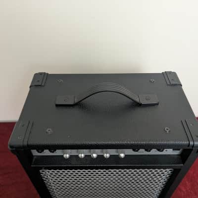 Washburn BD30B "Bad Dog" Combo Bass Amp 30W, 10" Speaker Bass Amplifier image 3
