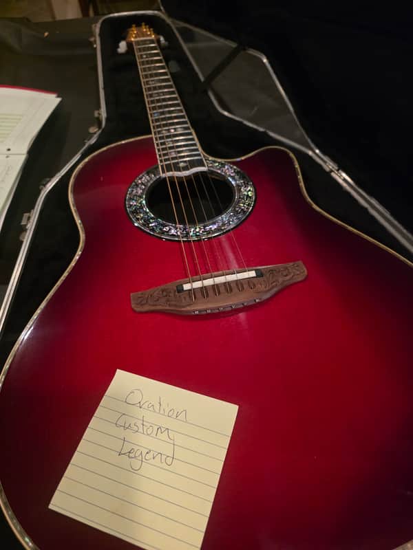Ovation 1869 Custom Legend