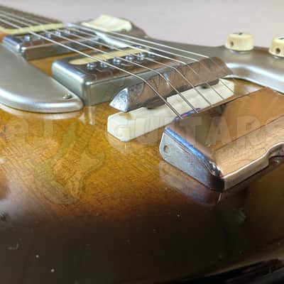 GUYATONE LG-70 RARE & EARLY MODEL w/HSC *BRILLIANT PICKUPS* image 20