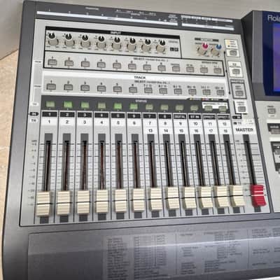 Roland VS-1824CD 24-Bit Digital Studio Workstation 2002 - 2003 - Gray image 4