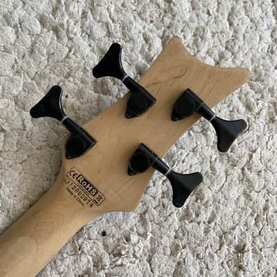 Dean Black 4 String Bass Maple Wood Neck, Rosewood Fingerboard image 7