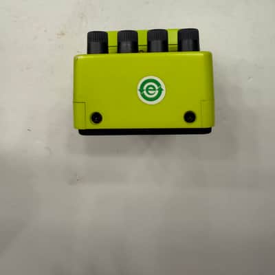 Behringer UW300 Ultra Wah Auto Envelope Filter Guitar Effect Pedal image 5