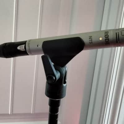 RODE NT5 Small Diaphragm Cardioid Condenser Microphone Stereo Pair 2002 - Present - Silver image 3