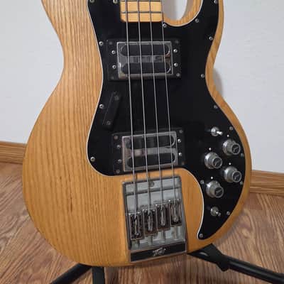 Peavey T-40 Bass Guitar image 4