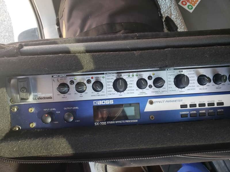 TC Electronic M300 Dual Engine Effects Processor 2000s - Silver image 1