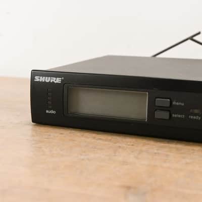 Shure SLX4 Wireless Receiver - L4 Band: 638-662 MHz (NO POWER SUPPLY) CG013ED image 3